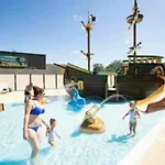 Parks Mobil-home Eco-chic Vue Campsite